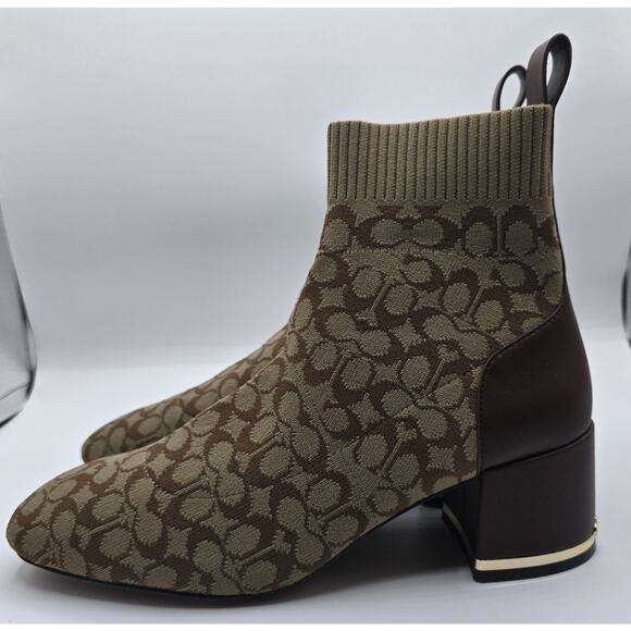 COACH Womens Neeka Knit Signature Bootie Size 7.5 NIB - Picture 2 of 7